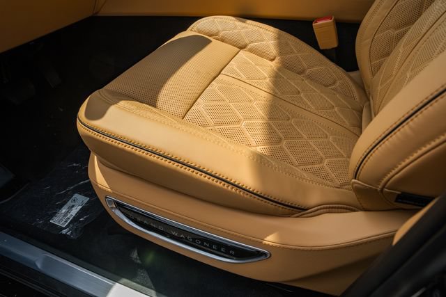 New 2026 Jeep Grand Wagoneer Summit AWD/4WD image 51