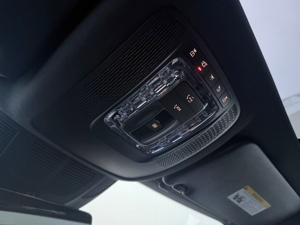 Used 2026 Mercedes-Benz GLS 450 4MATIC image 35