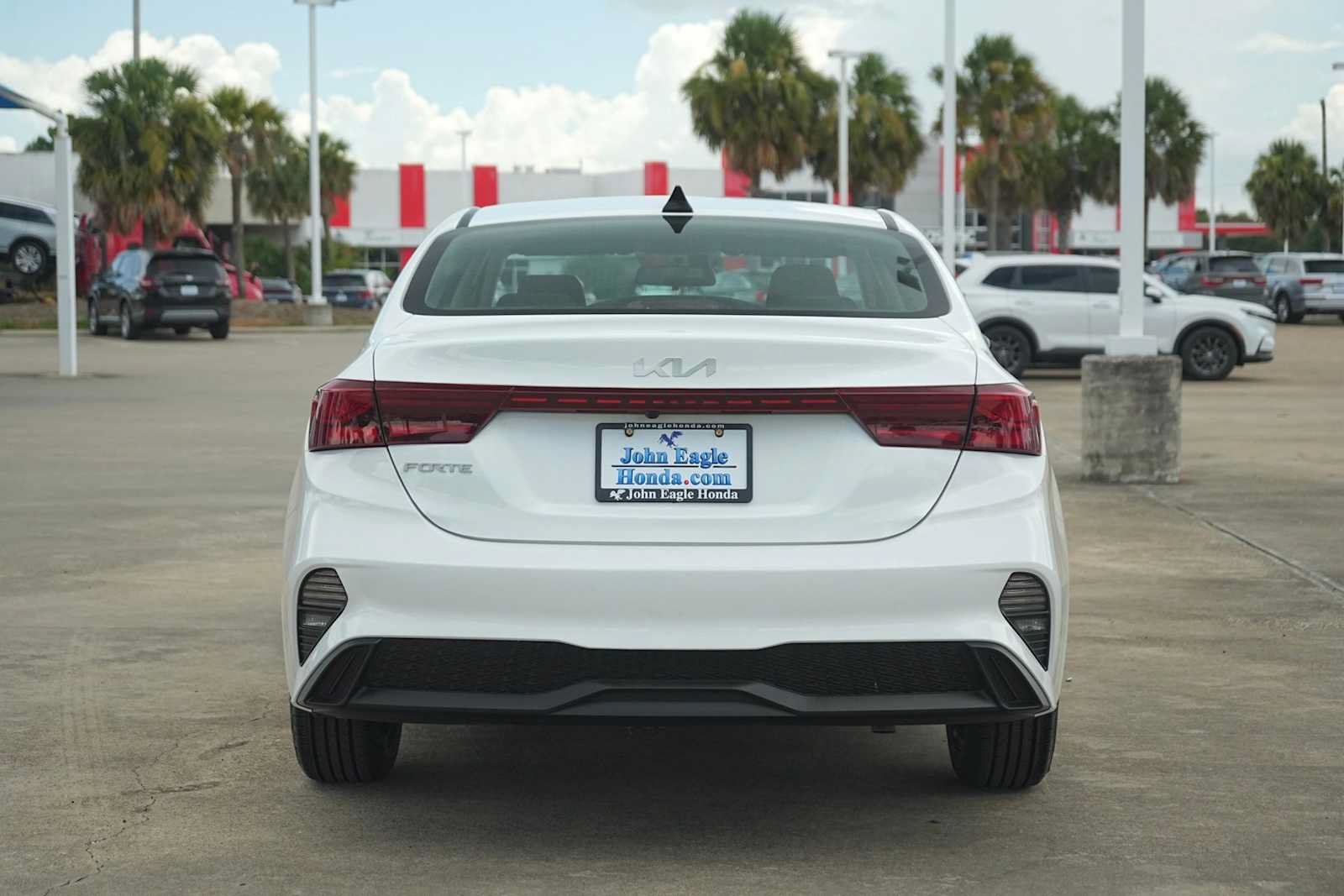Used 2023 Kia Forte LXS FWD image 5