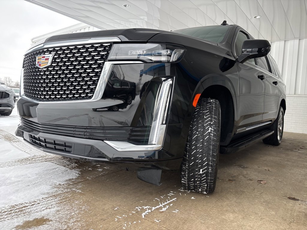 Used 2024 Cadillac Escalade ESV Premium Luxury image 54