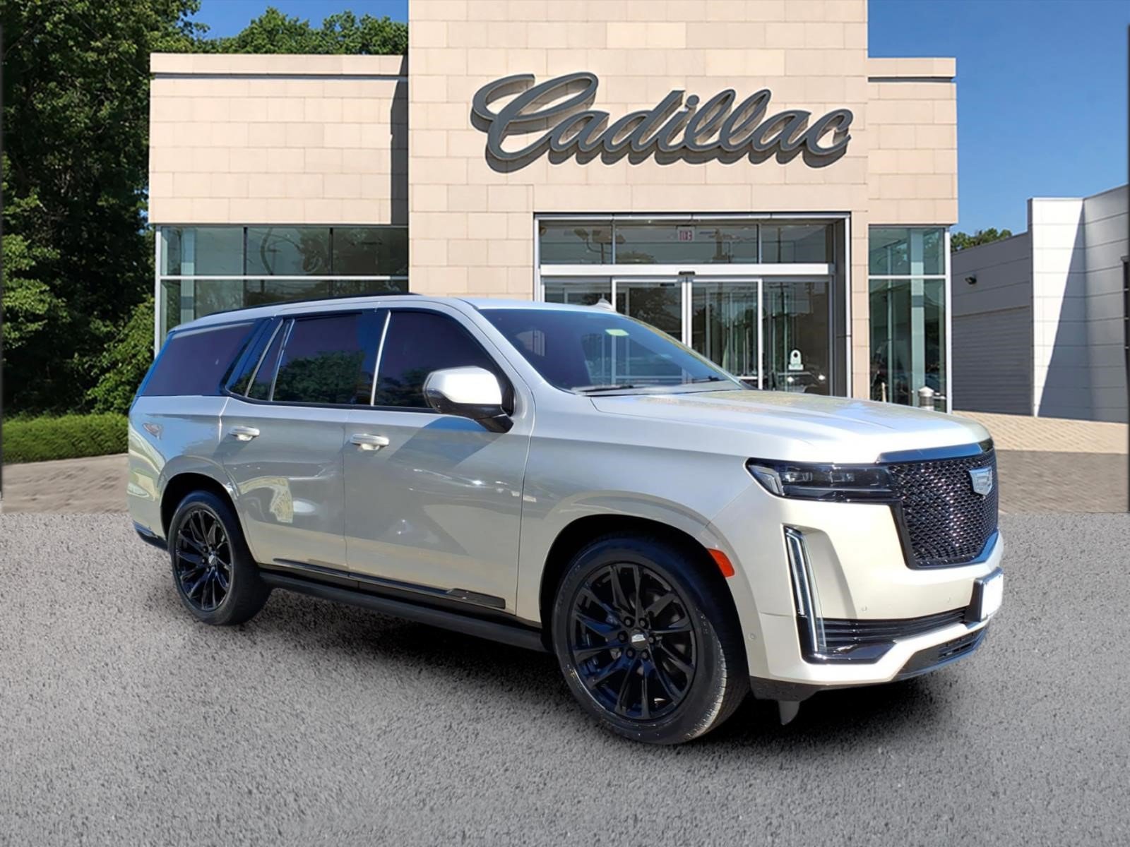 Certified 2024 Cadillac Escalade Sport Platinum w/ LPO, ONYX Package AWD/4WD image 7