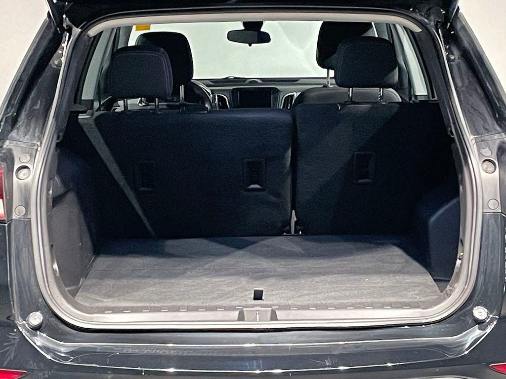 Used 2023 Chevrolet Equinox LS image 5