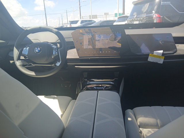 New 2027 BMW 740i xDrive w/ Executive Package AWD/4WD image 13