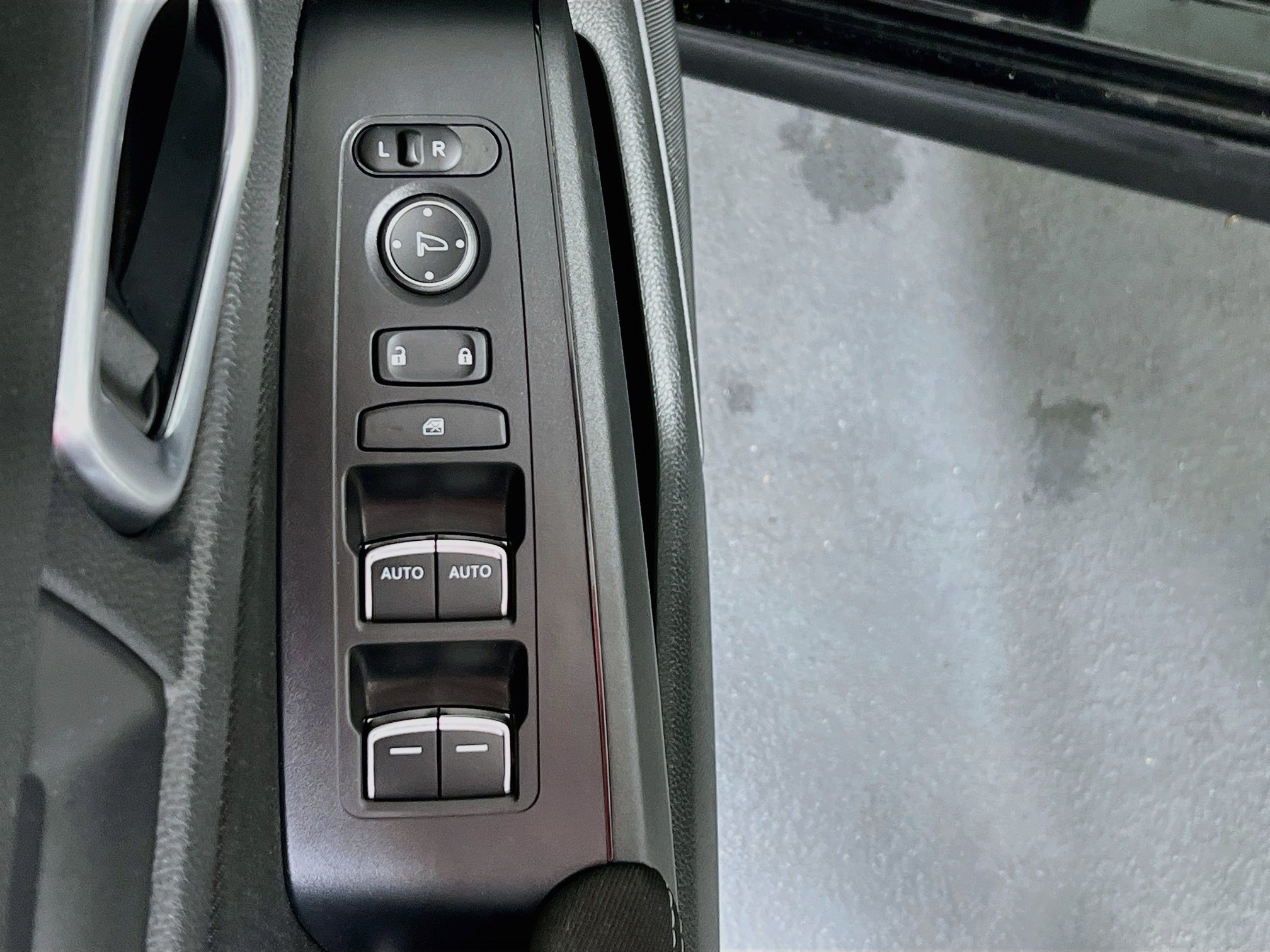 Used 2023 Honda Civic LX image 17