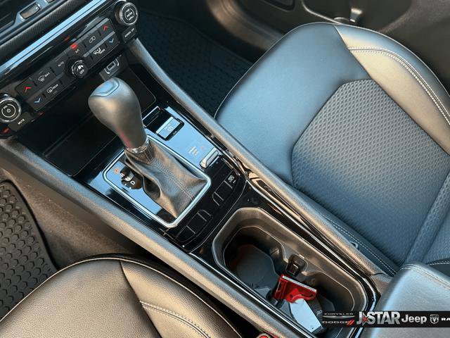 Used 2023 Jeep Compass Altitude w/ Convenience Group image 17