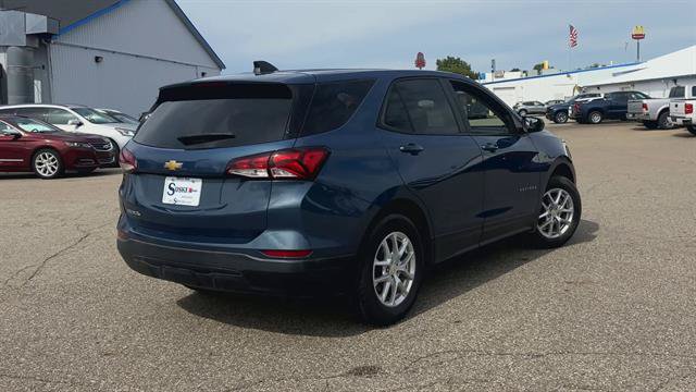 Certified 2024 Chevrolet Equinox LS w/ LS Convenience Package FWD image 8