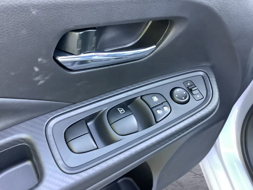 New 2025 Nissan Versa SV w/ Trunk Package FWD image 23