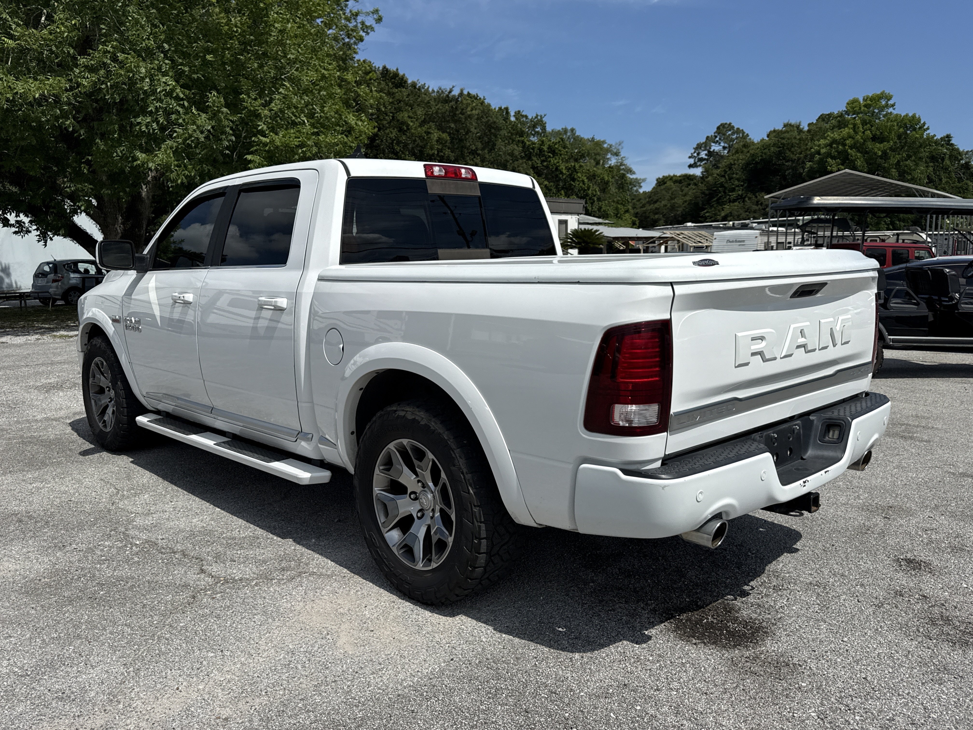Used 2018 RAM 1500 Limited AWD/4WD image 3