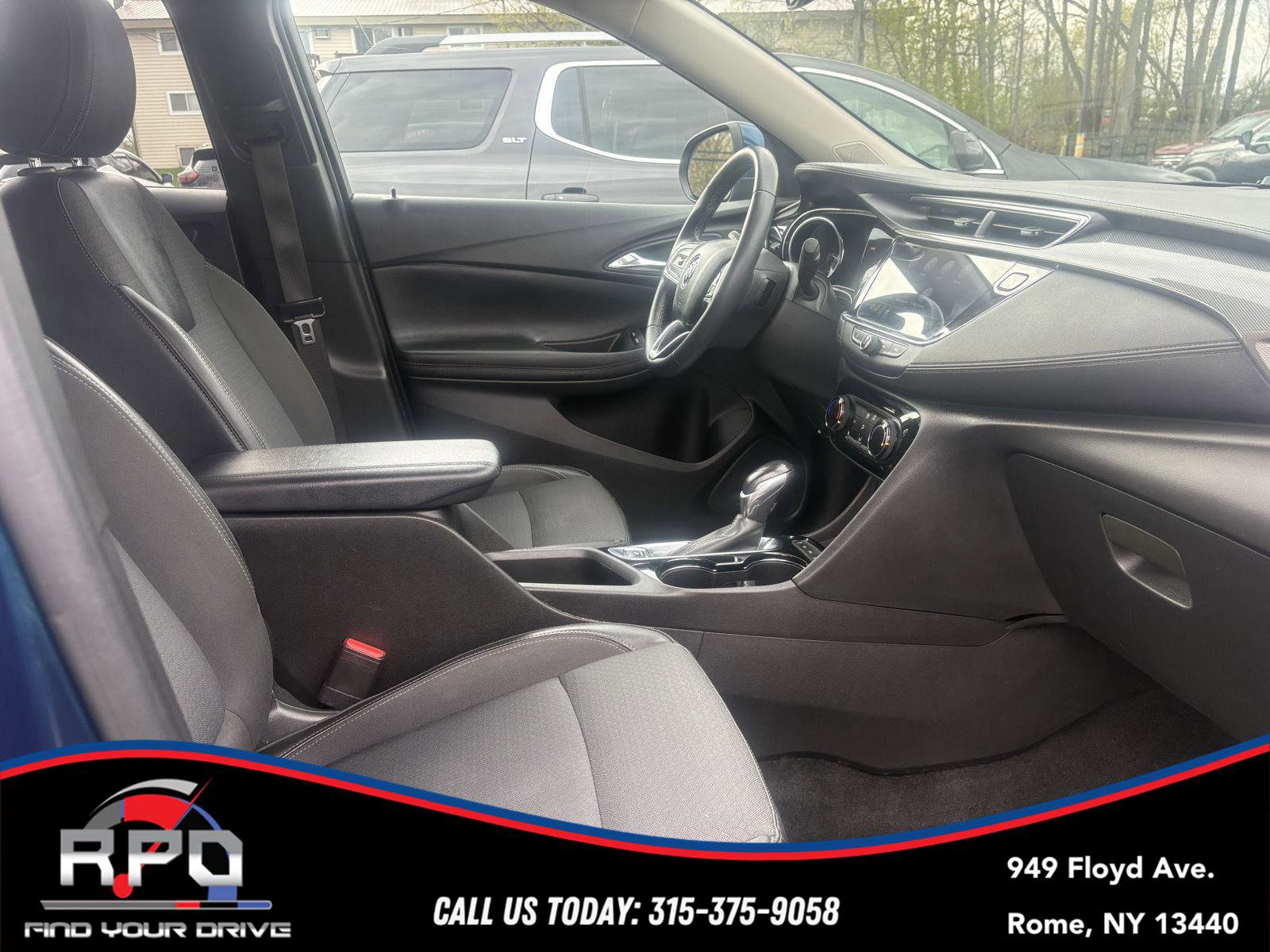 Used 2021 Buick Encore GX Preferred w/ Cold Weather Comfort Package AWD/4WD image 31