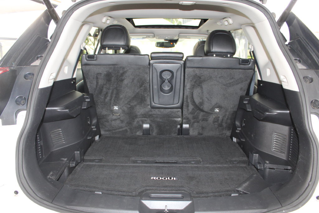 Used 2017 Nissan Rogue SL w/ SL Premium Package AWD/4WD image 57