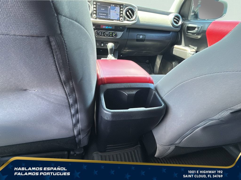 Used 2022 Toyota Tacoma SR5 RWD image 28