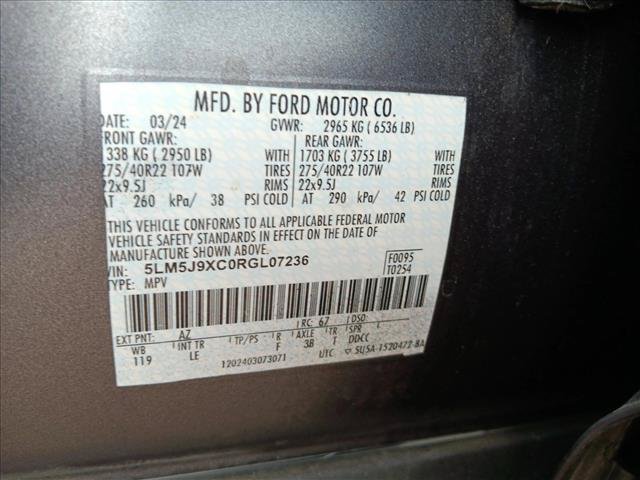 Used 2024 Lincoln Aviator Black Label AWD/4WD image 18