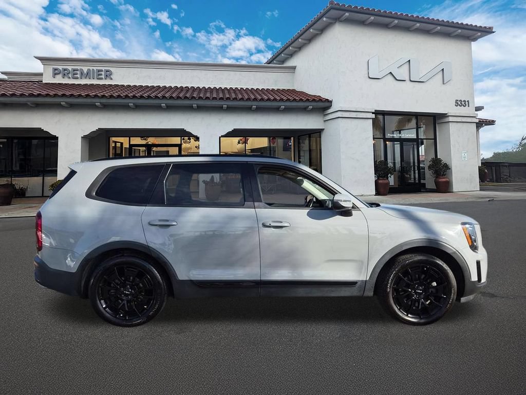 Certified 2022 Kia Telluride EX w/ EX Premium Package AWD/4WD image 9