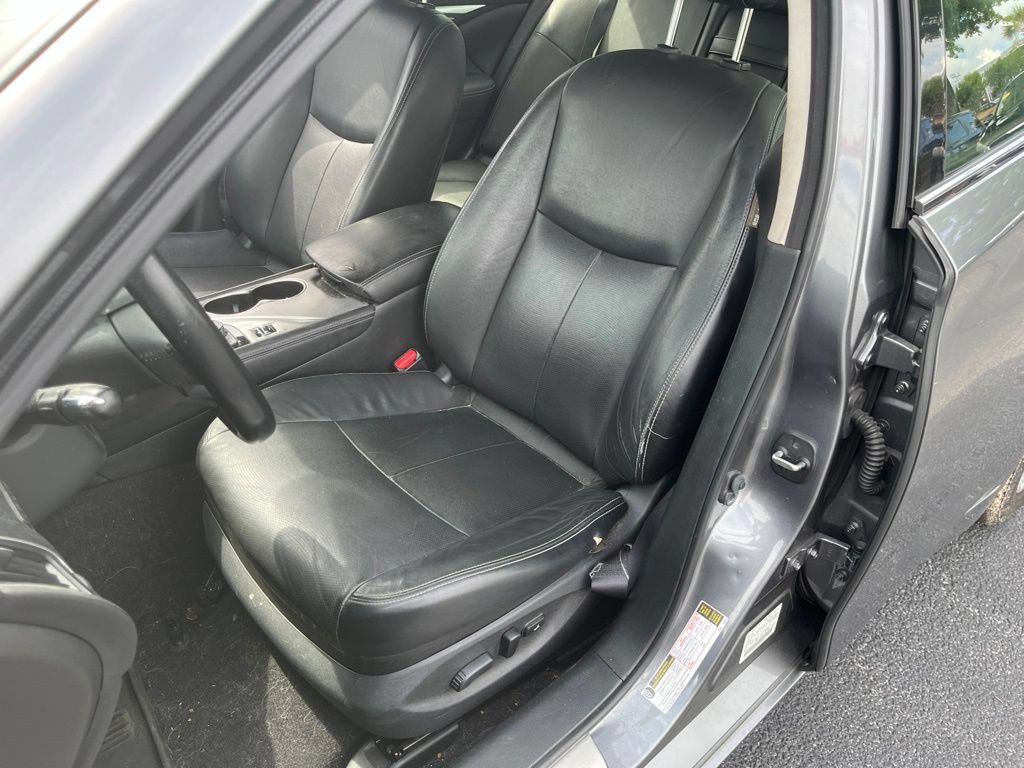 Used 2015 INFINITI Q50 Premium w/ Navigation Package RWD image 11