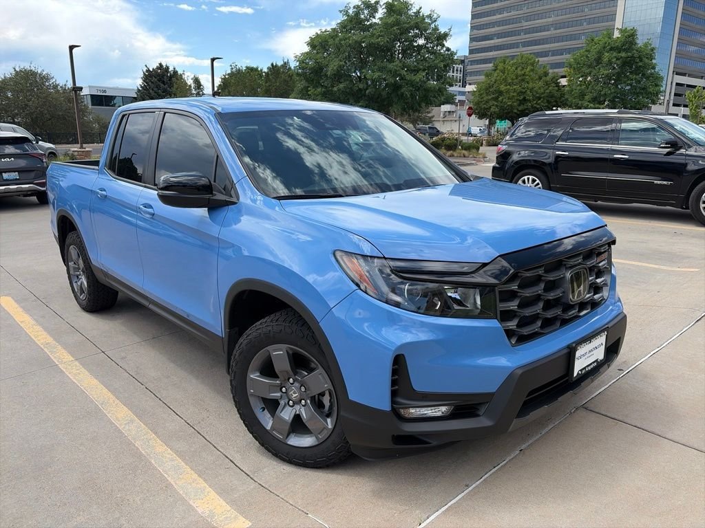 Used 2024 Honda Ridgeline TrailSport image 2
