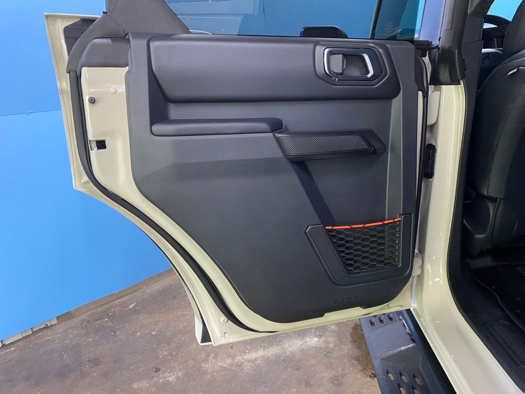 New 2025 Ford Bronco Raptor w/ Interior Carbon Fiber Pack AWD/4WD image 38