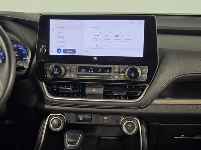 Used 2025 Toyota Grand Highlander FWD image 22