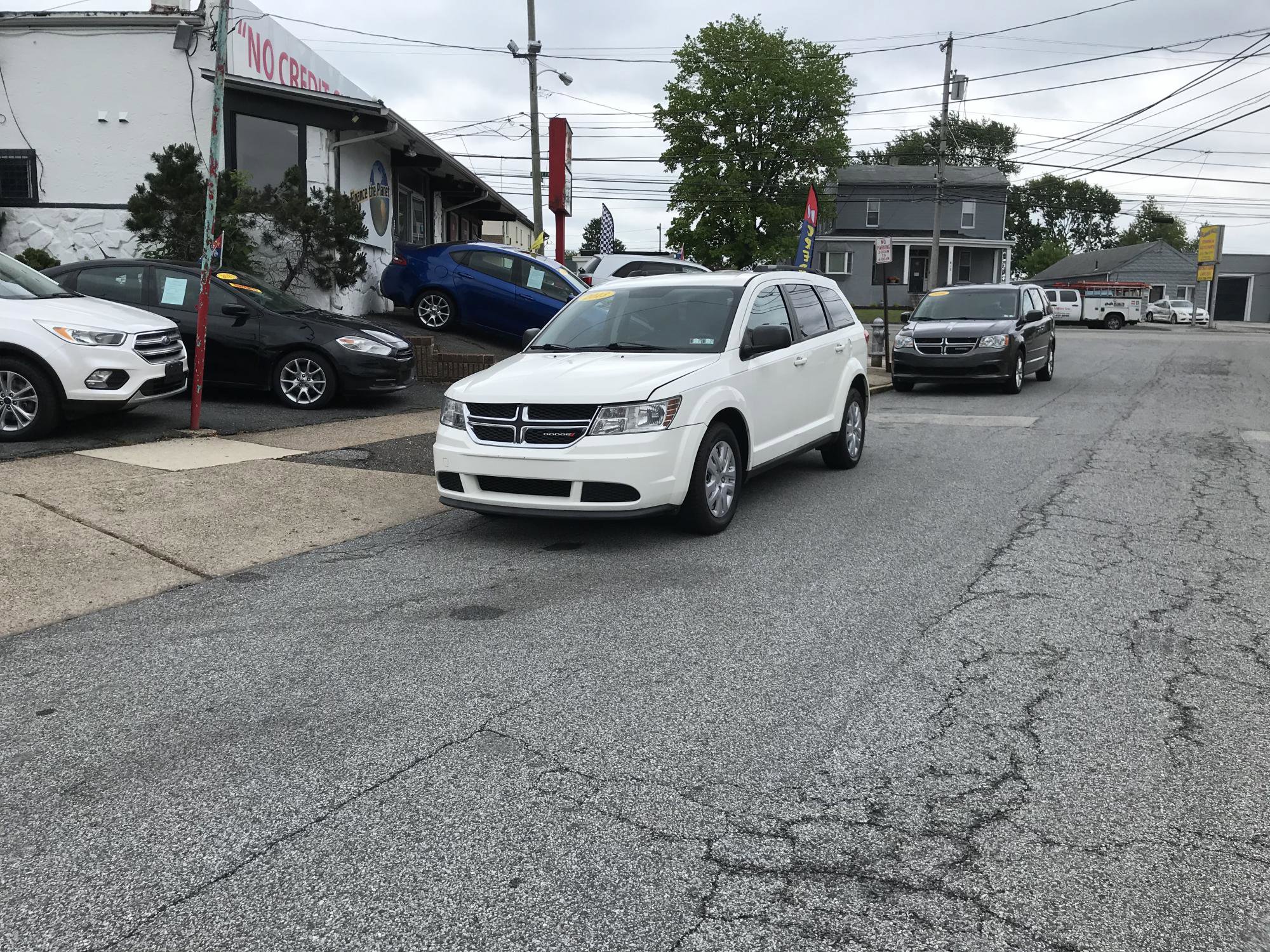 Used 2013 Dodge Journey SE FWD image 2