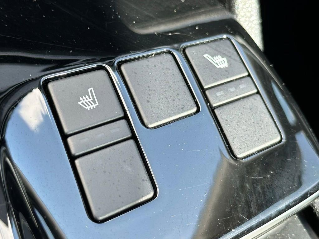 Used 2024 Kia Sportage EX image 18