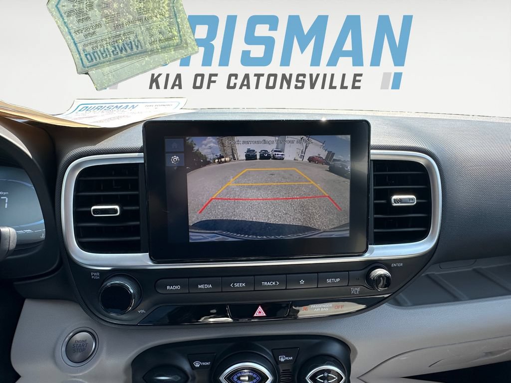 Used 2025 Hyundai Venue SEL FWD image 19