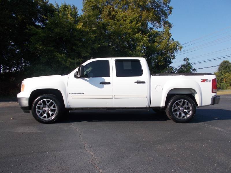 Used 2008 GMC Sierra 1500 SL RWD image 2
