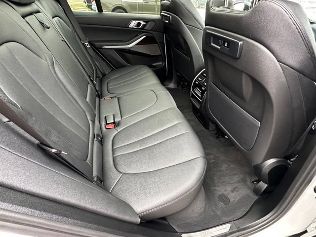 Used 2021 BMW X5 xDrive45e w/ Premium Package AWD/4WD image 12