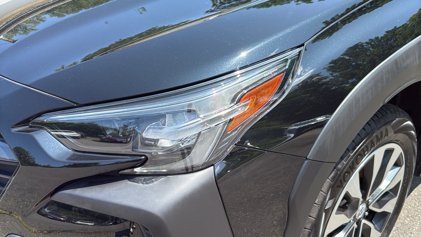 Used 2023 Subaru Outback Touring AWD/4WD image 9
