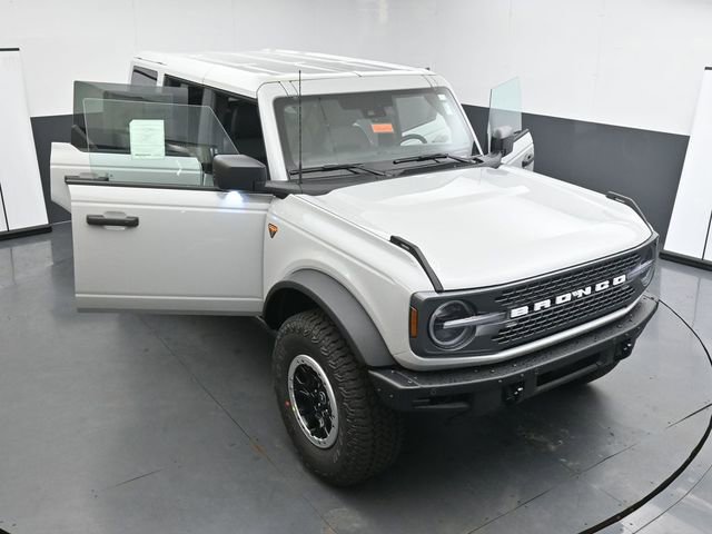 New 2026 Ford Bronco Badlands image 29