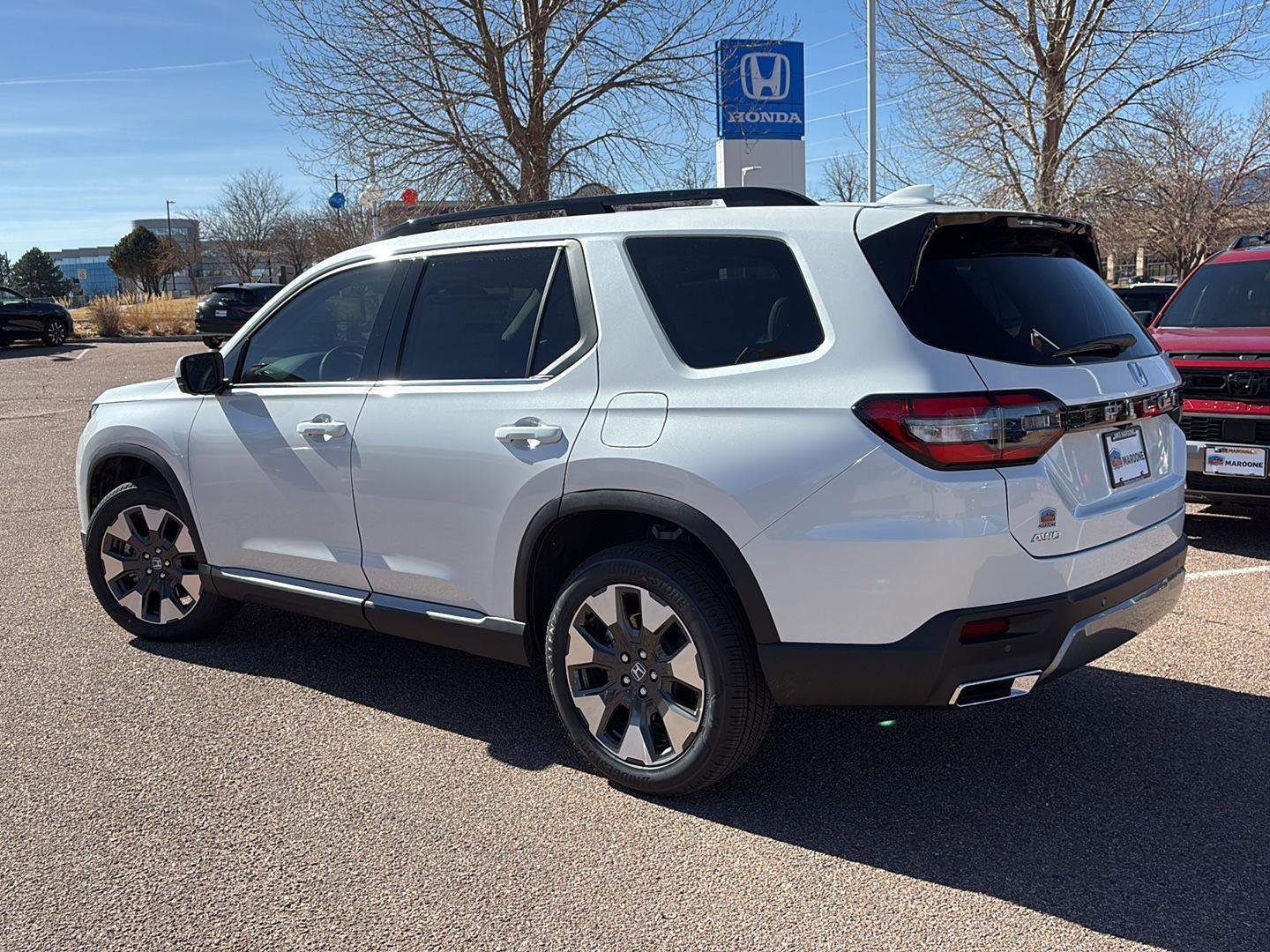 New 2026 Honda Pilot Touring image 4