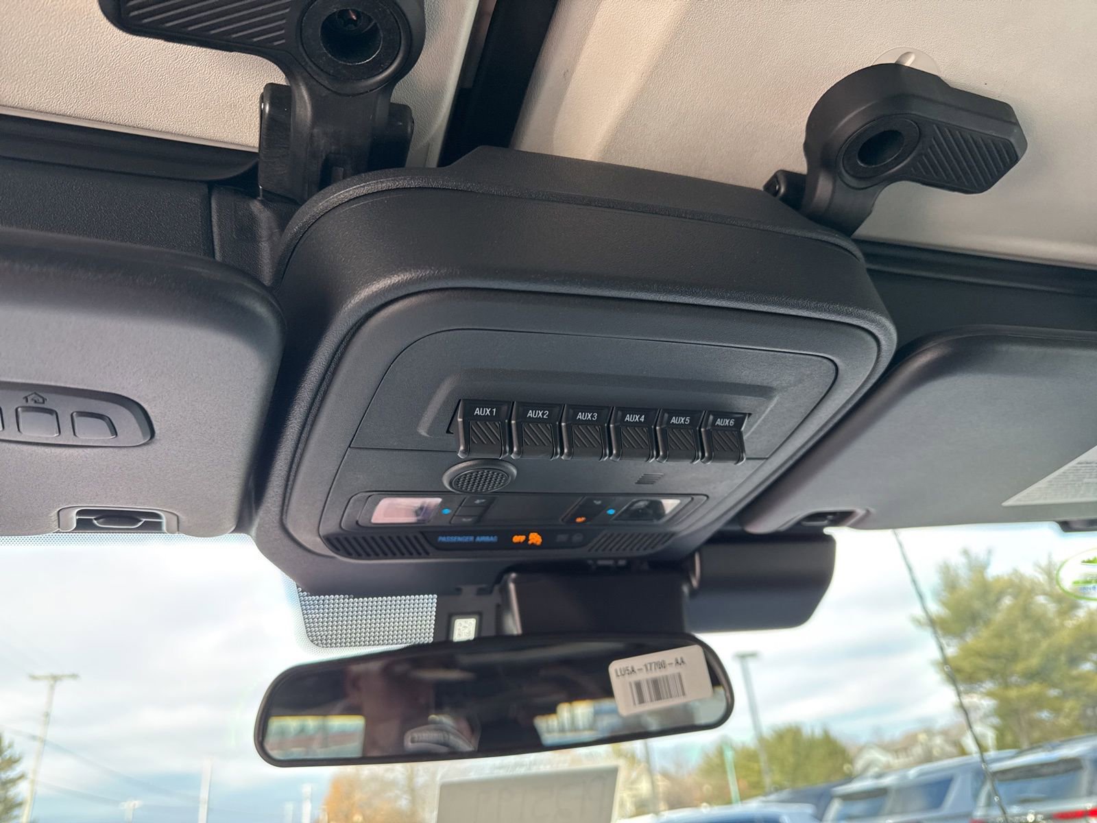 New 2025 Ford Bronco Badlands AWD/4WD image 27