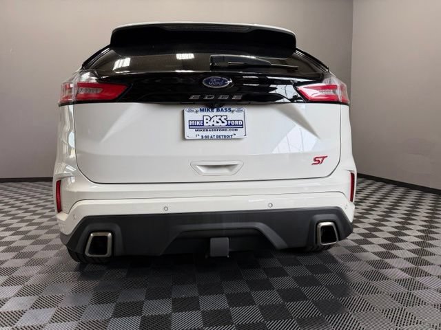 Used 2022 Ford Edge ST w/ Equipment Group 401A AWD/4WD image 10