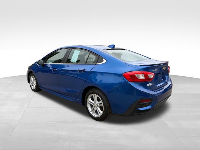 Used 2016 Chevrolet Cruze LT w/ Convenience Package FWD image 5