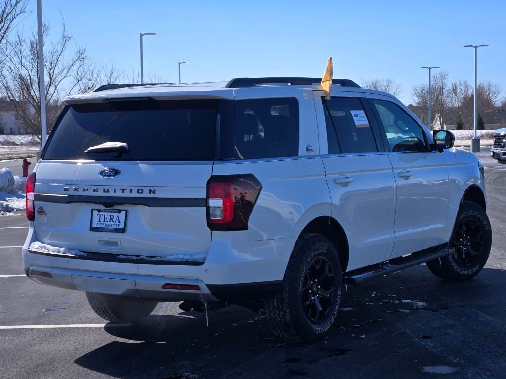 Certified 2024 Ford Expedition Timberline image 10