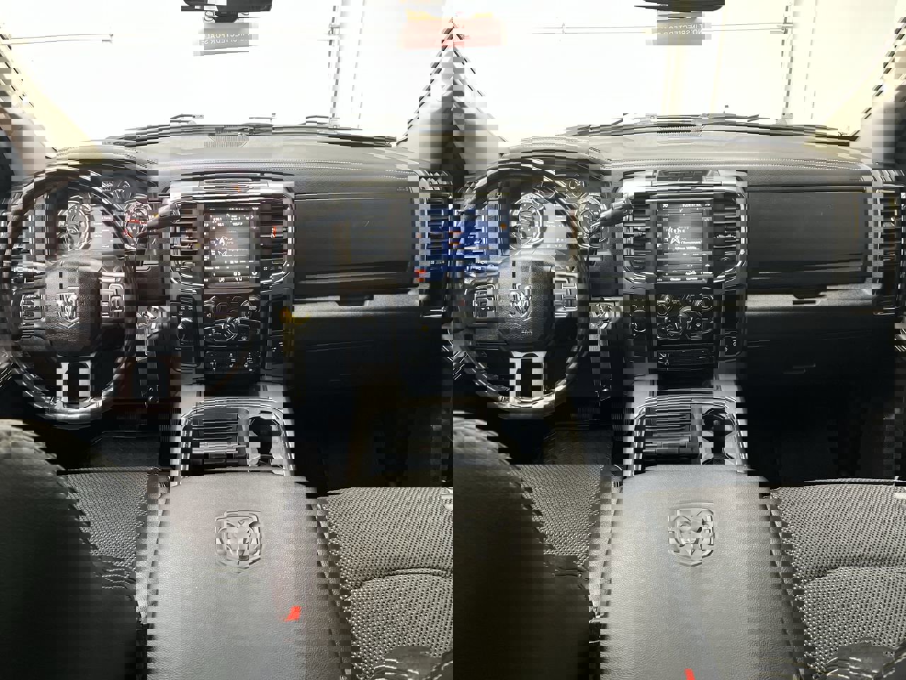 Used 2018 RAM 2500 Big Horn w/ Sport Appearance Group image 4