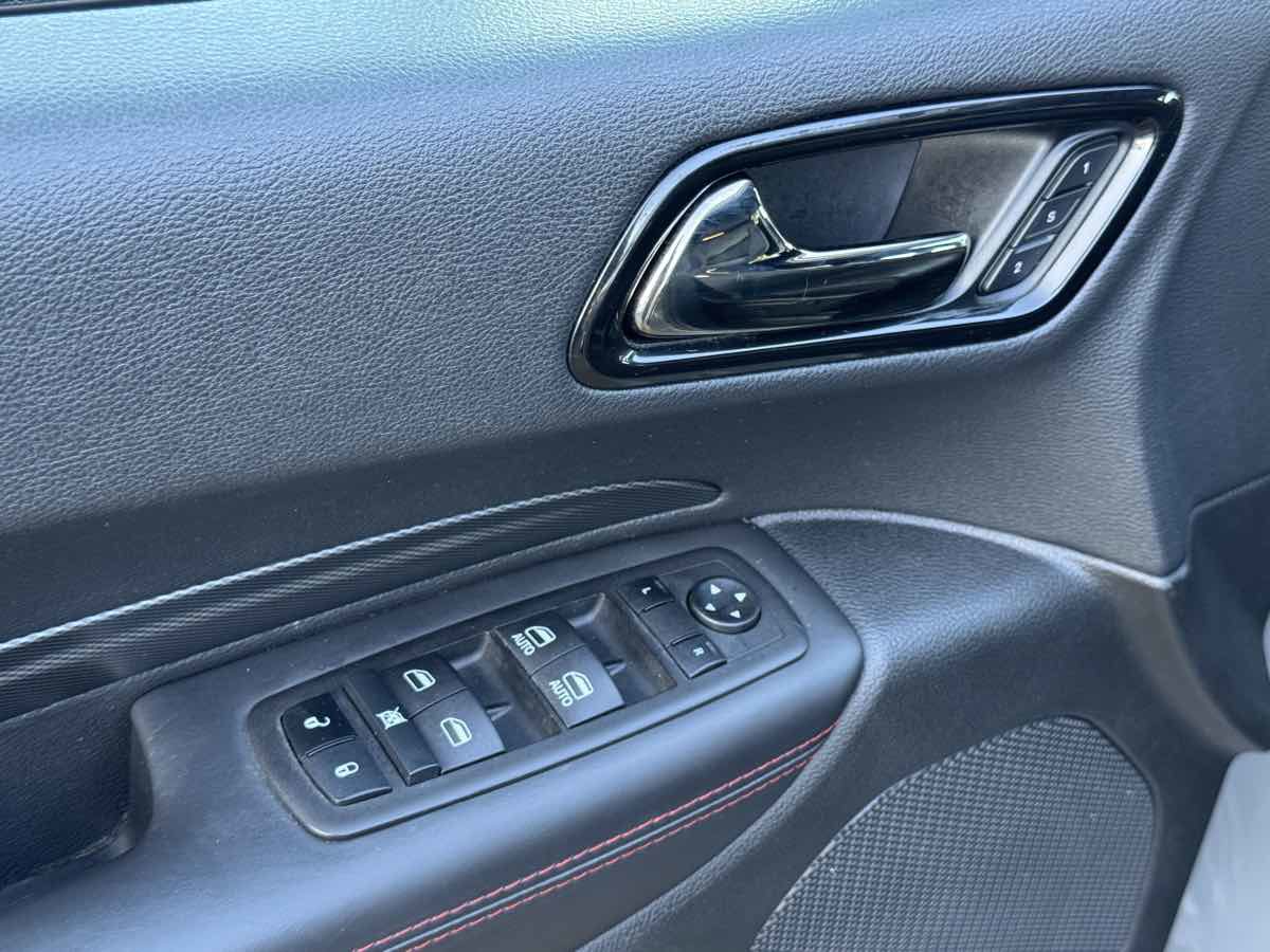 Used 2023 Dodge Durango GT RWD image 31