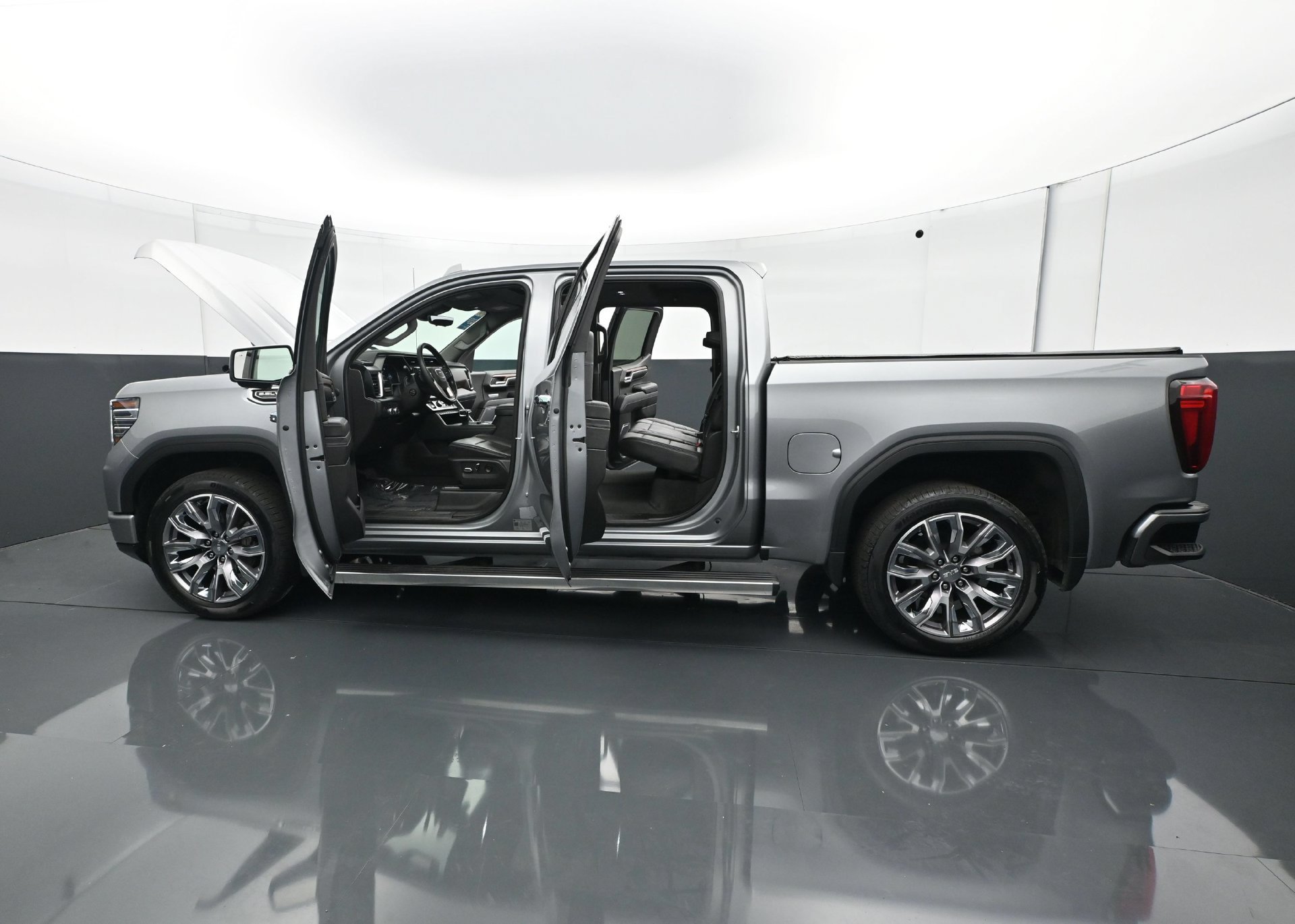 Used 2023 GMC Sierra 1500 Denali w/ Denali Reserve Package AWD/4WD image 28