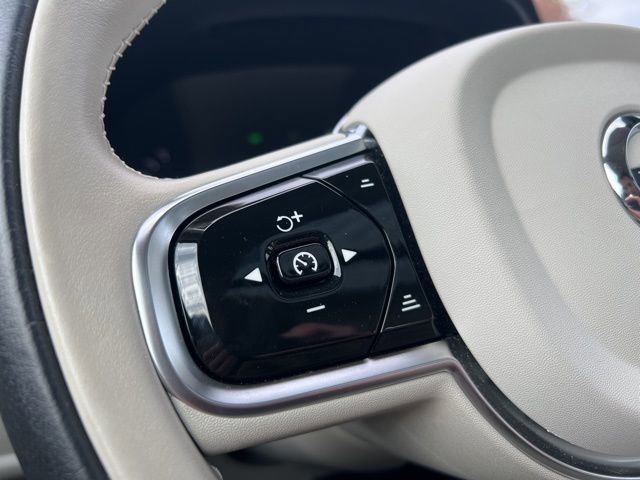 Certified 2024 Volvo S60 B5 Plus AWD/4WD image 32