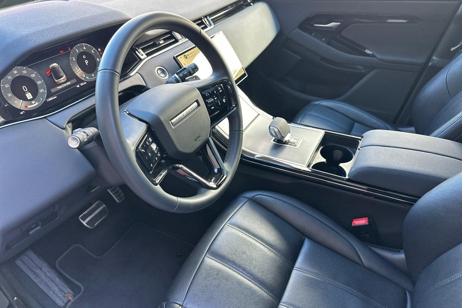 Certified 2024 Land Rover Range Rover Evoque Dynamic SE image 5