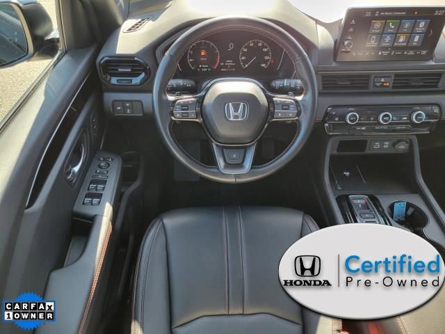 Used 2025 Honda Pilot TrailSport image 15