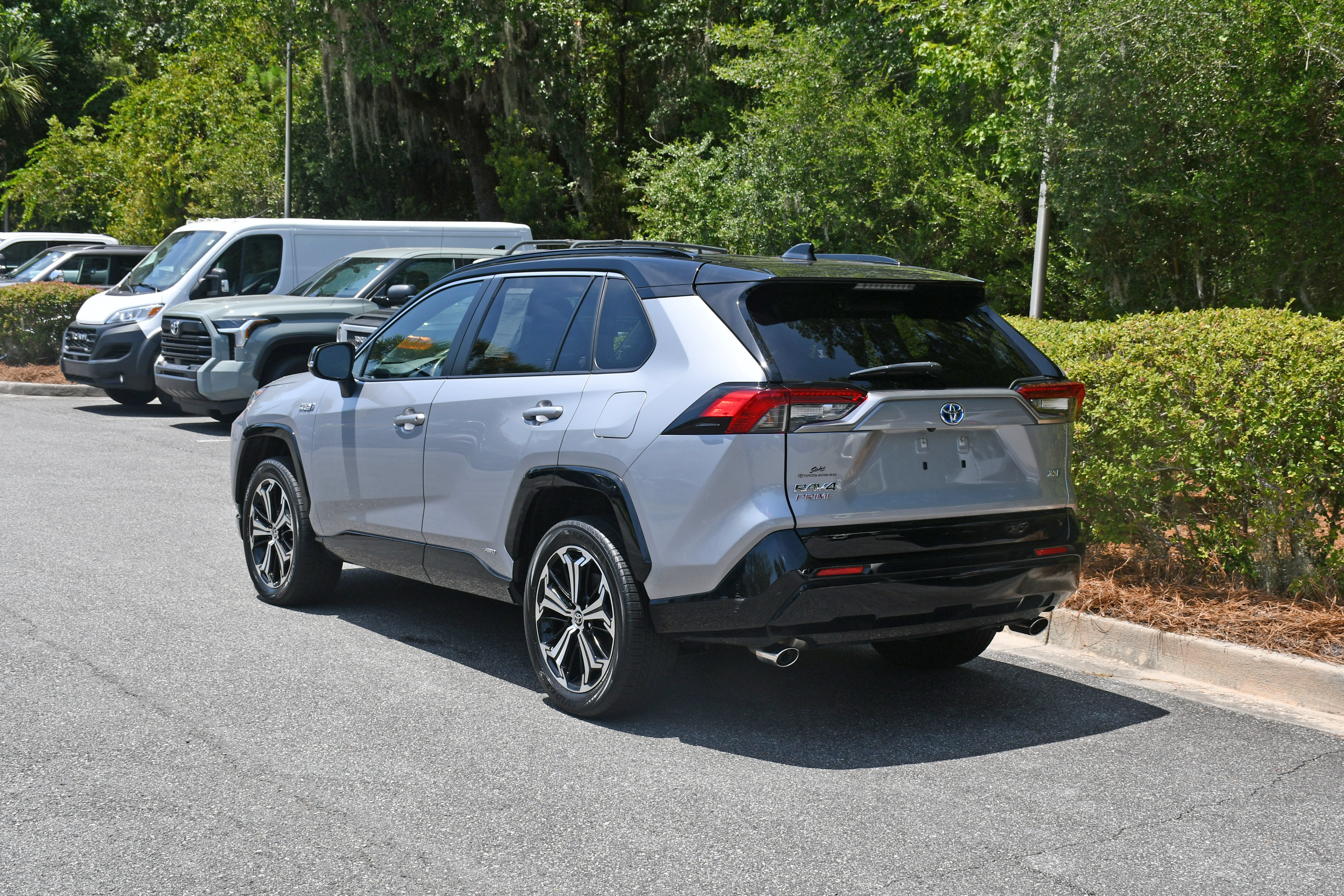 Used 2021 Toyota RAV4 XSE w/ Weather Package AWD/4WD image 3