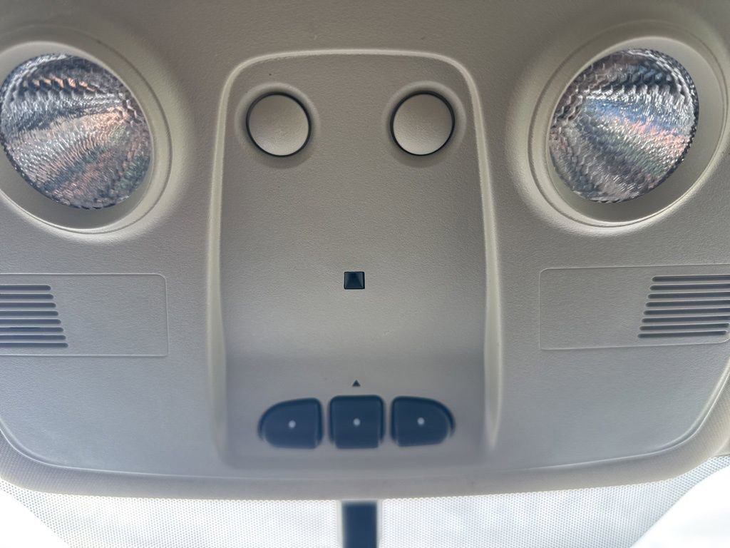 Used 2016 GMC Acadia SLT image 15