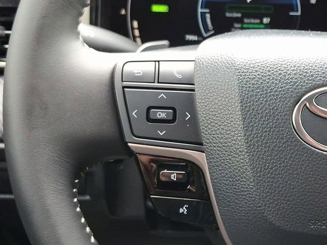 Used 2026 Toyota Camry SE FWD image 20