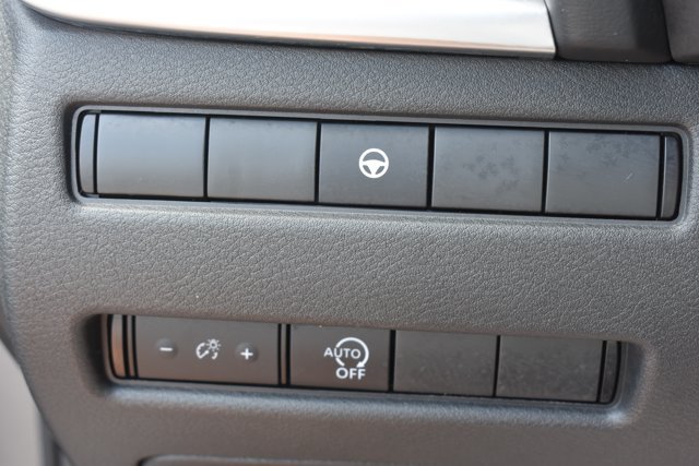 Used 2023 Nissan Rogue SV FWD image 28