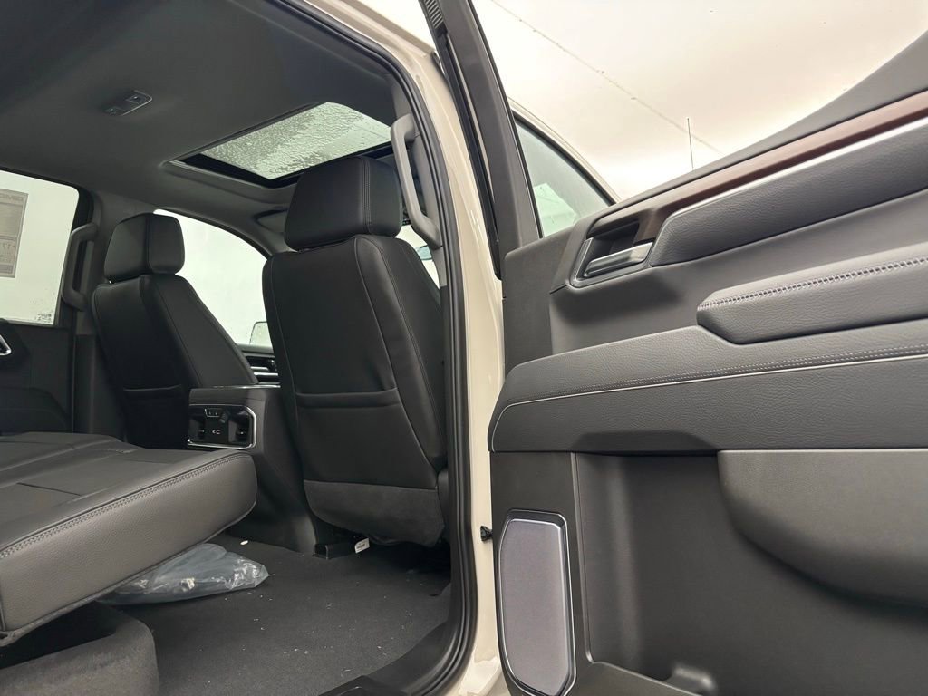 New 2026 GMC Sierra 1500 Denali w/ Denali Reserve Package image 37