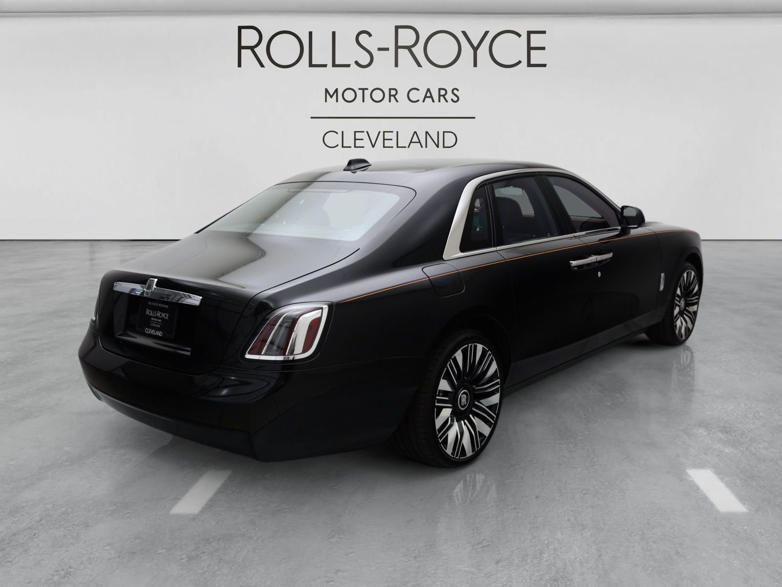 New 2027 Rolls-Royce Ghost AWD/4WD image 2
