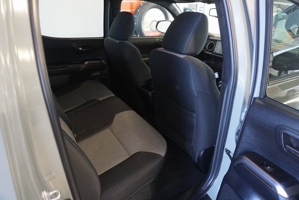 Used 2023 Toyota Tacoma TRD Off-Road image 20