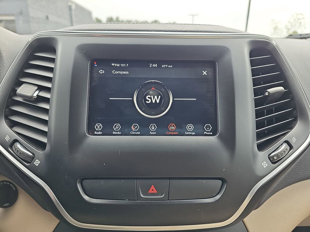 Used 2020 Jeep Cherokee Latitude image 25