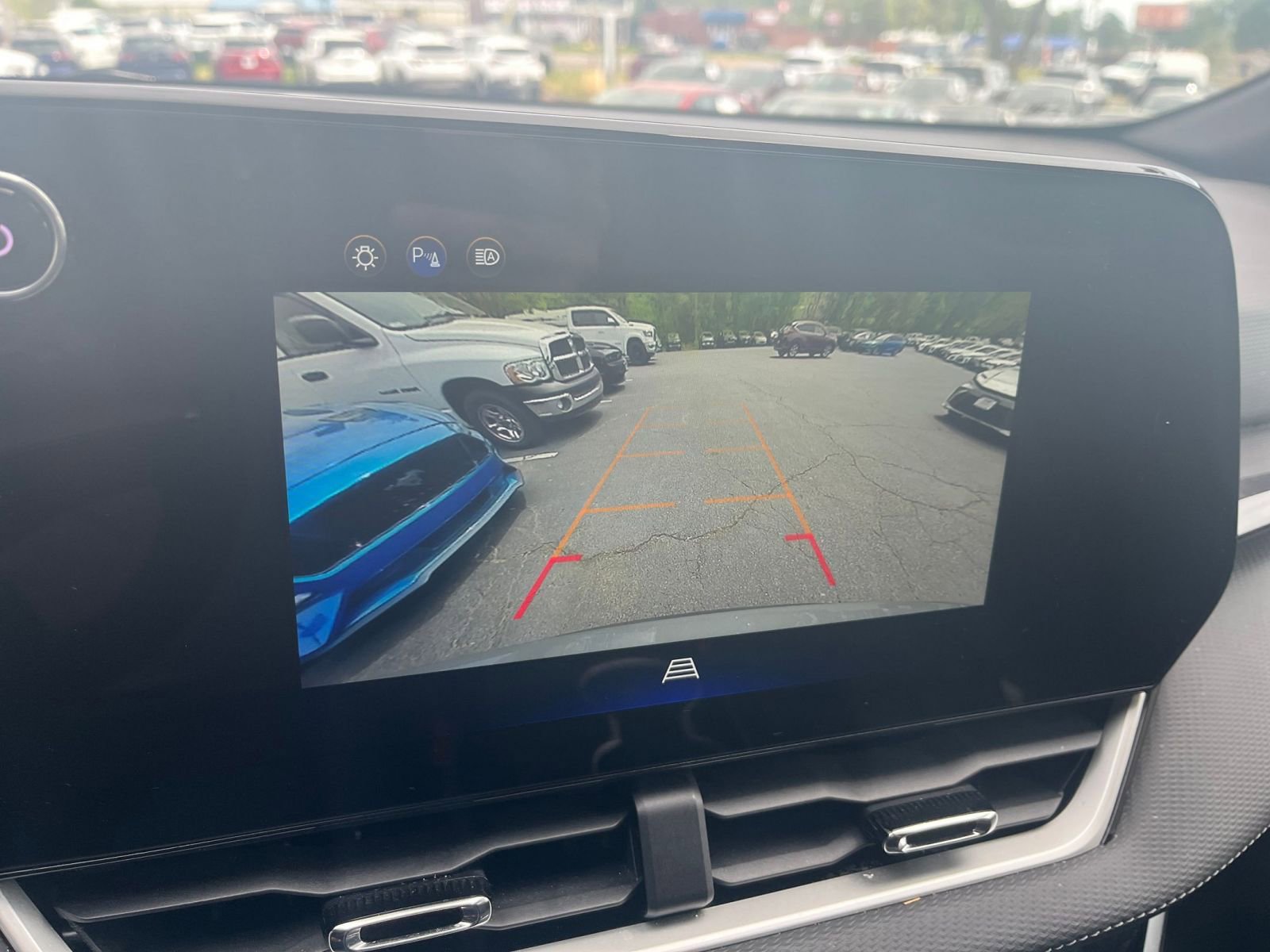 Used 2025 Chevrolet Equinox LT image 20