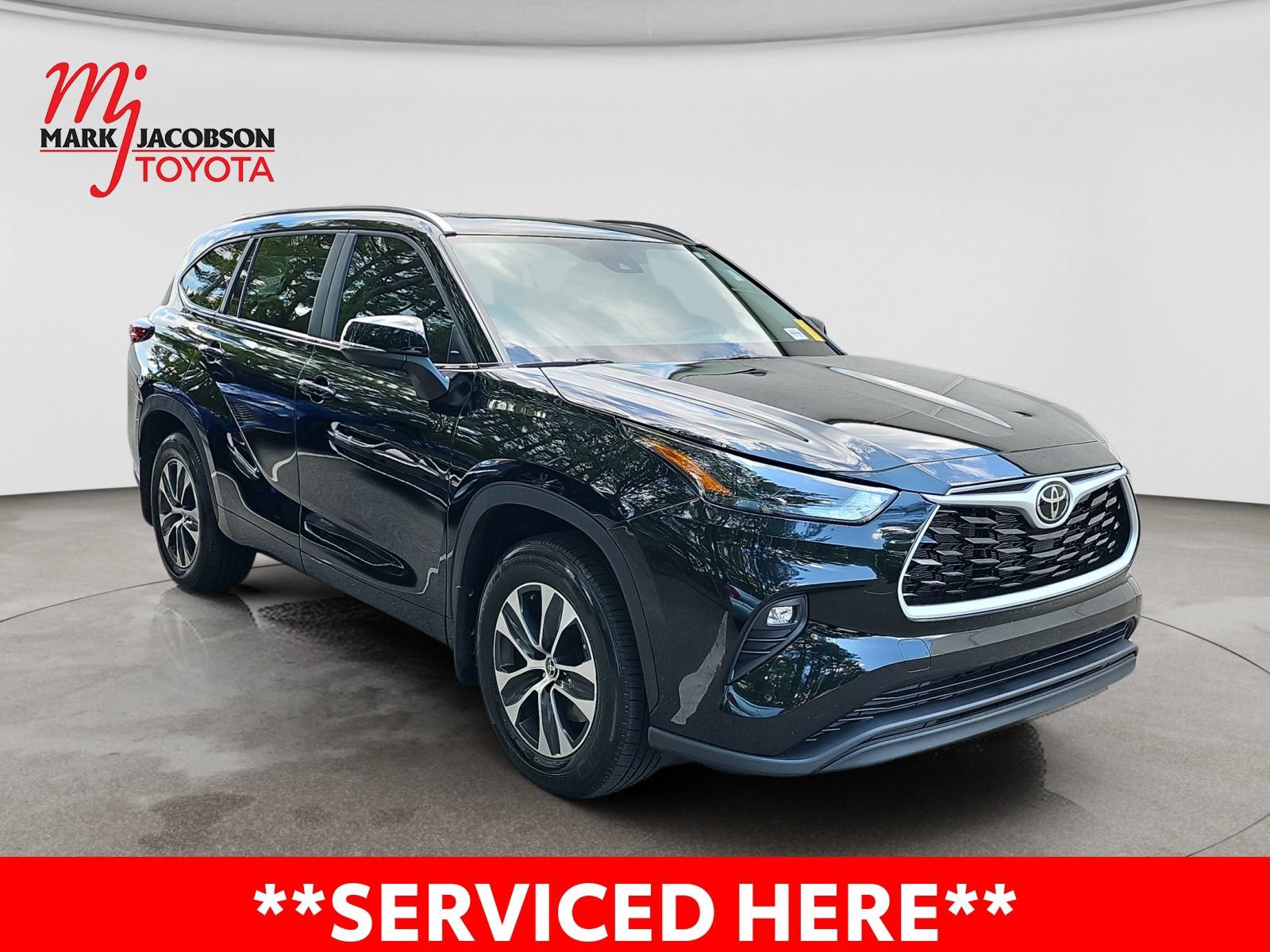 Used 2026 Toyota Highlander XLE AWD/4WD image 5
