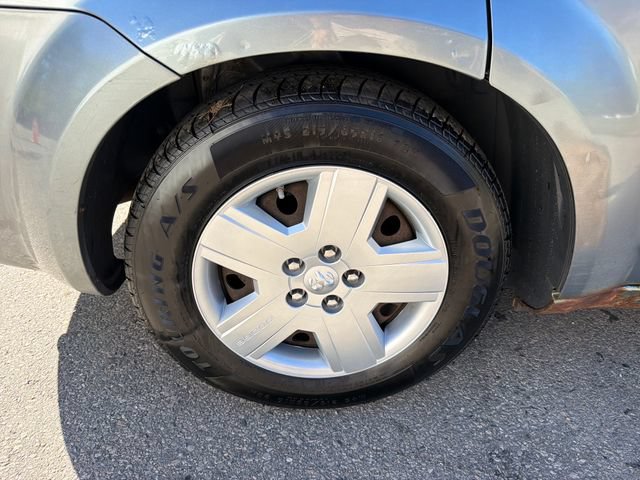 Used 2010 Dodge Avenger SXT FWD image 24